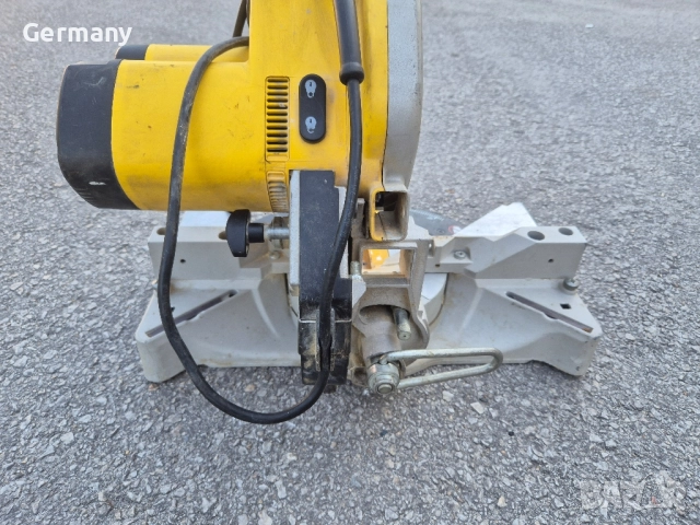 пендула девалт dewalt циркуляр, снимка 11 - Други инструменти - 51584563