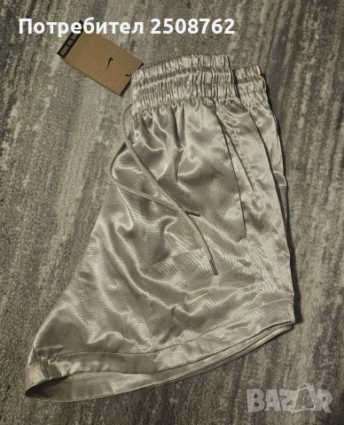 Nike оригинални панталонки , снимка 6 - Къси панталони и бермуди - 53003521