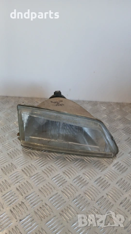 Десен фар Peugeot 106 1995г.