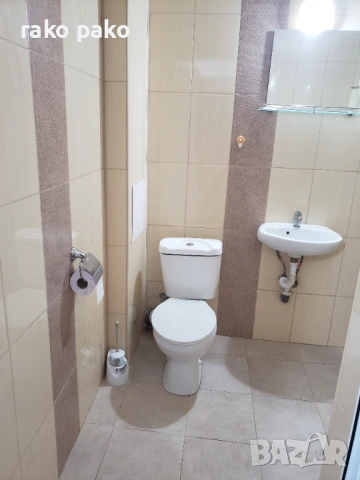 Давам напълно обзаведена таванска с климатик и гледка!, снимка 6 - Апартаменти - 53912878