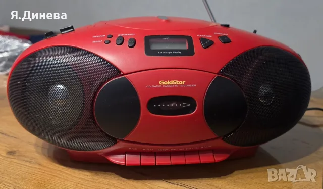 Радио-касетофон GoldStar CD-330A, снимка 3 - Радиокасетофони, транзистори - 56515711
