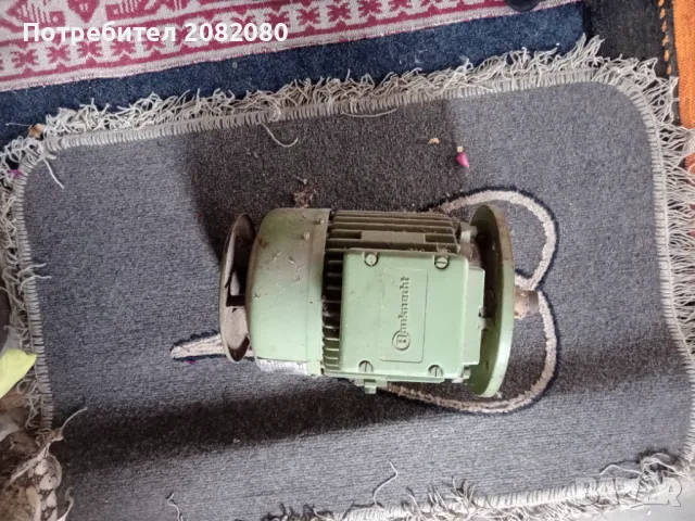 Фланцов ел мотор, снимка 2 - Електродвигатели - 49845519