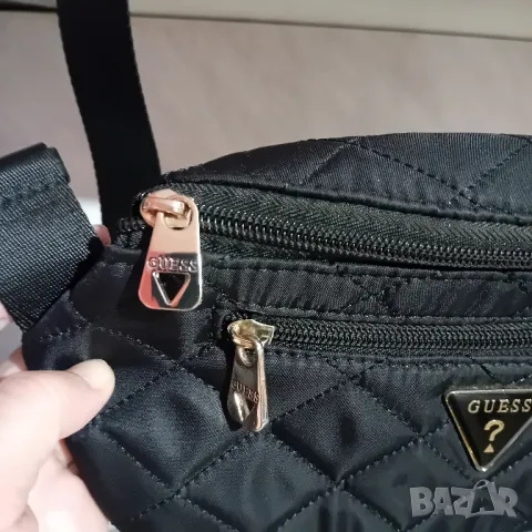 Чанта за през рамо Guess , снимка 3 - Чанти - 48650268