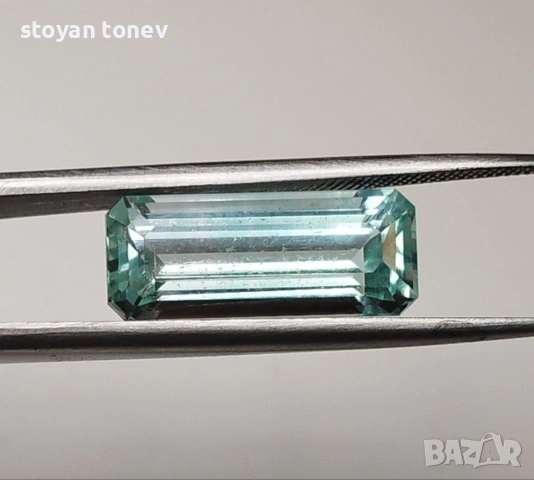  Зашеметяващ естествен изумруд 4,96 карата с жив блясък и голям размер! Сертификат!