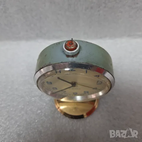 Механичен! Настолен Часовник SLAVA, 11rubis, СССР, снимка 3 - Антикварни и старинни предмети - 47758207