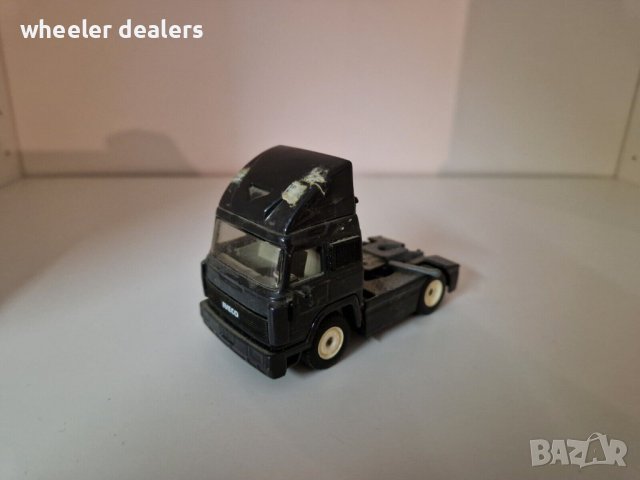 Метална количка Siku Iveco Turbo Zugmaschine в мащаб 1:50