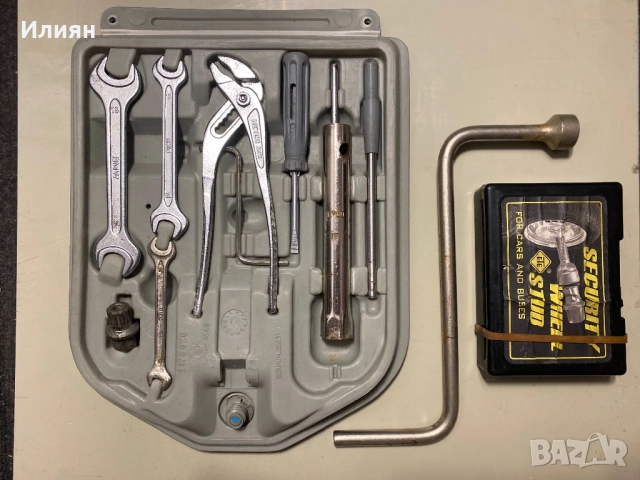 Инструменти BMW E30