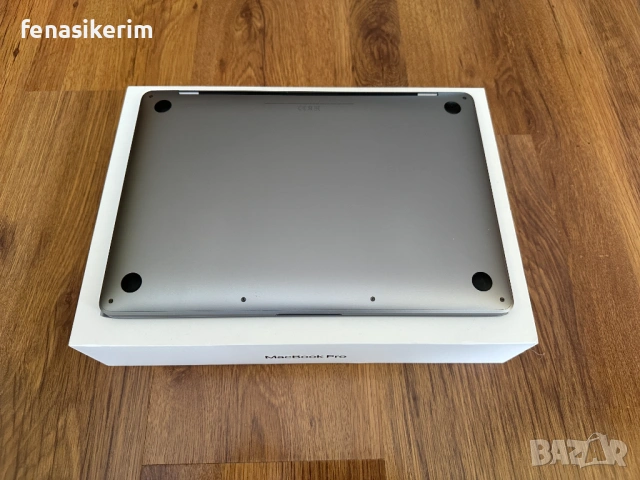13.3' Apple MacBook Pro M1 2020 Space Grey 16GB RAM/1TB GB SSD - Батерия 14ч., снимка 3 - Лаптопи за работа - 53377867