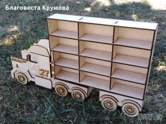 Камион с място за колички, снимка 2 - Играчки за стая - 30167248