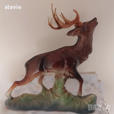 Порцеланова фигура на елен, снимка 5 - Статуетки - 50753494