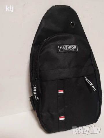 чантичка за  през рамо , снимка 2 - Чанти - 50566840