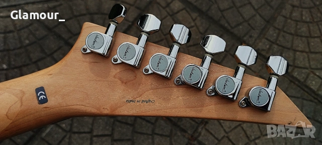 Електрическа китара, снимка 8 - Китари - 53922459