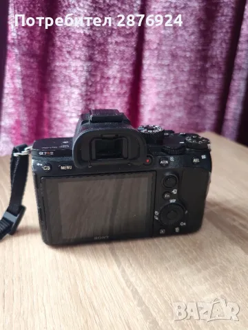 фотоапарат Sony A7R III, снимка 7 - Фотоапарати - 48788566