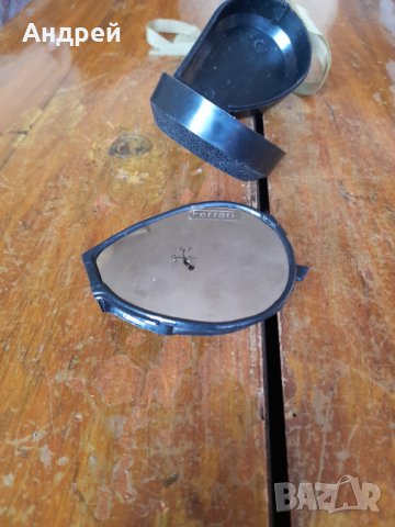 Стари слънчеви очила Ferrari, снимка 2 - Други ценни предмети - 42728910