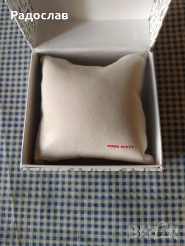 кутия за часовник MISS SIXTY, снимка 3 - Други - 51705039