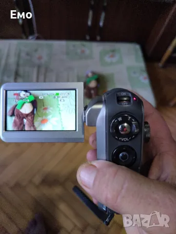 Дигитална камера Panasonic SDR-S150, снимка 9 - Камери - 47325884