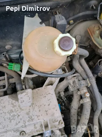 Казанче антифриз за за Renault Clio II Hatchback (09.1998 - 09.2005), снимка 4 - Части - 49740494