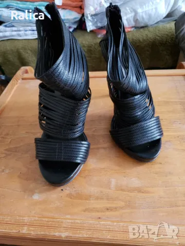 ZARA сандали с висок ток, снимка 6 - Сандали - 47380126