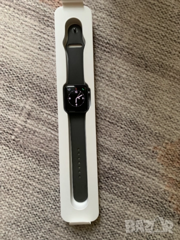 Apple Watch 3, снимка 3 - Смарт часовници - 52099607