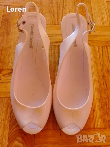 Ново!Подарявам бели силиконови сандали , снимка 5 - Сандали - 49246147