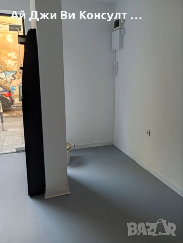 Магазин под наем в Центъра, снимка 18 - Магазини - 52731909