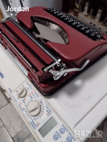 Нова Българска пишеща машина , снимка 13 - Антикварни и старинни предмети - 50444795