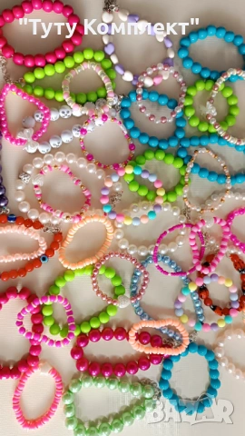 Продавам на едро 72 броя ръчно изработени гривни , снимка 3 - Гривни - 54081771