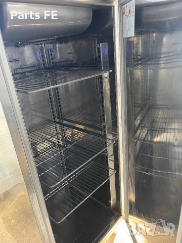 Професионален фризер вертикален profesionalen frizer vertikalen, снимка 3 - Обзавеждане на кухня - 52790169