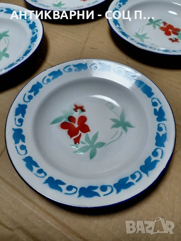 Комплект Стари Виетнамски Емалирани Чинии 1982г.  НОМЕР 131., снимка 3 - Антикварни и старинни предмети - 54083844