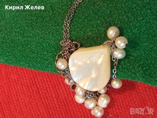 КОЛИЕ ВЕРИЖКА от НЕРЪЖДАЕМА СТОМАНА с АРТ ВИСУЛКА от БЯЛ ПЕРЛЕН СЕДЕФ и ЕСТЕСТВЕНИ БЕЛИ ПЕРЛИ 44401, снимка 4 - Колиета, медальони, синджири - 45969479