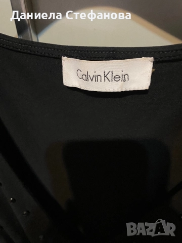 Малка черна рокля с камъчета Calvin Klein, снимка 4 - Рокли - 52279421