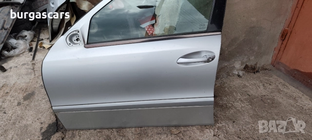 Врата предна лява задна лява Mercedes E220 W211 - 100лв, снимка 4 - Части - 52468948