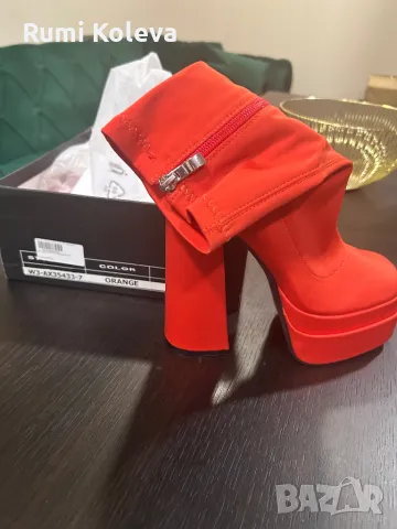 Сатенени боти, снимка 5 - Дамски боти - 47810284