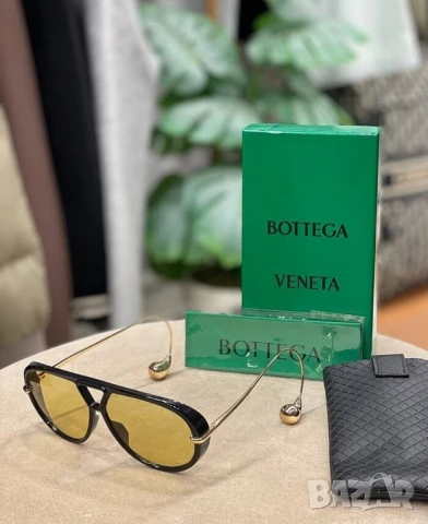 очила с черен обикновен калъф и ув защита bottega veneta 