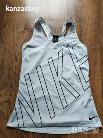 Nike Pro Hypercool Explode Logo Tank - СТРАХОТЕН ДАМСКИ ПОТНИК М, снимка 6 - Тениски - 54057512