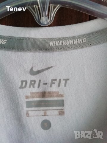 Nike Dry-Fit оригинална дамска спортна фланелка тениска S размер , снимка 5 - Тениски - 38829887