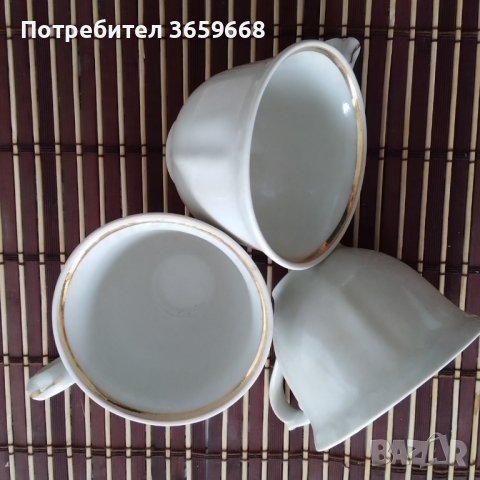 12 чаши за чай/кафе от 70-те,Нови,със златен кант, снимка 3 - Сервизи - 40849920
