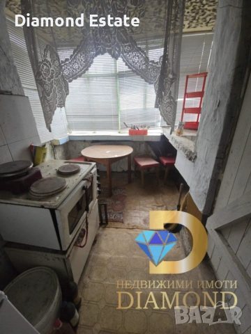 Двуетажна къща в Димитровград, кв. Марийно, снимка 15 - Къщи - 53270215