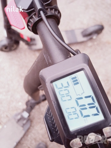 Продавам тротинетка работеща , снимка 2 - Скейтборд, ховърборд, уейвборд - 53952439