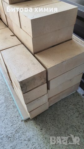 Тухли, лековесни за пещи и камини.