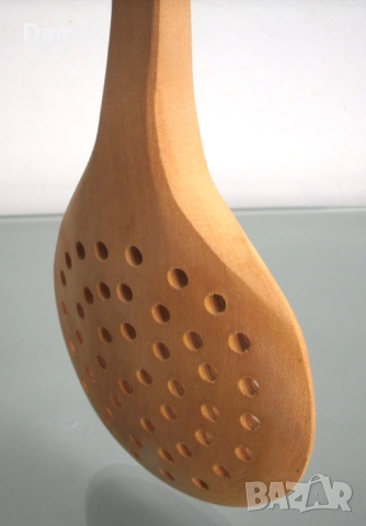 Голяма дървена лъжица решетеста, снимка 4 - Прибори за хранене, готвене и сервиране - 52949097