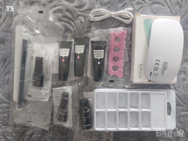 Комплект изграждане на нокти , снимка 2 - Комплекти и лотове - 53150064