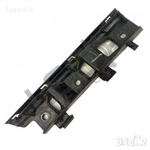 Десен държач предна броня Volkswagen Passat (B6) 2005-2010 VP080822N-129, снимка 2 - Части - 37736732
