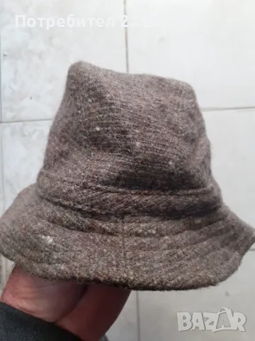 Мъжка вълнена шапка.Кожени шапки жокей.