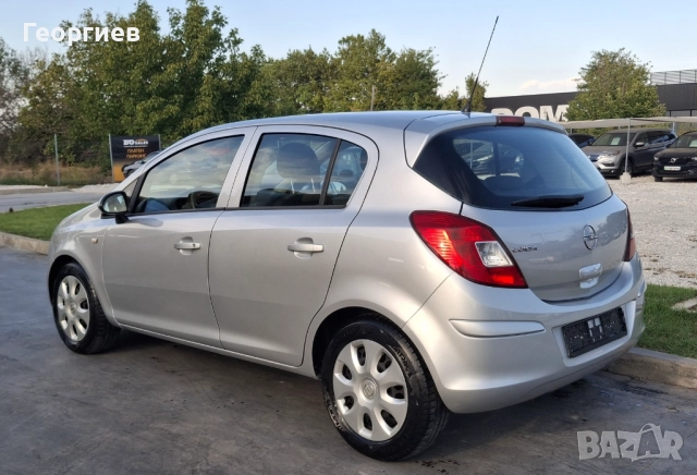 Opel Corsa Enjoy 1.2i 80PS, снимка 5 - Автомобили и джипове - 51646203