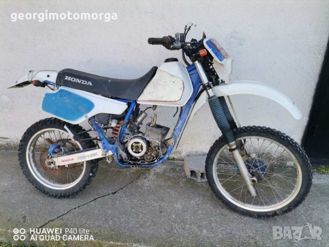 Само на части honda xr 250, снимка 1 - Мотоциклети и мототехника - 32054122