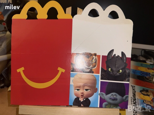 Неизползвани колекционерски кутии от детско меню Happy Meal - Макдоналдс, McDonalds, снимка 6 - Колекции - 56089635