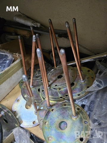 Фланец за бойлер - φ180mm, поцинкован, с медна тръба 