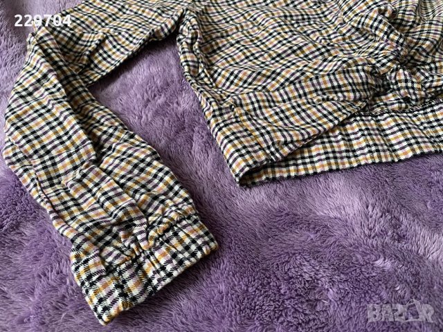 Дамска къса блуза Bershka, снимка 3 - Корсети, бюстиета, топове - 32186400