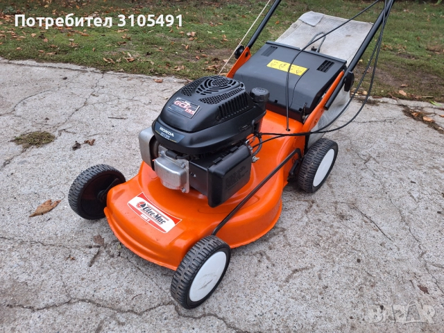 Косачка Honda Oleo-mac 5к.с. самоходна мулчираща с кош, снимка 10 - Градинска техника - 52055688